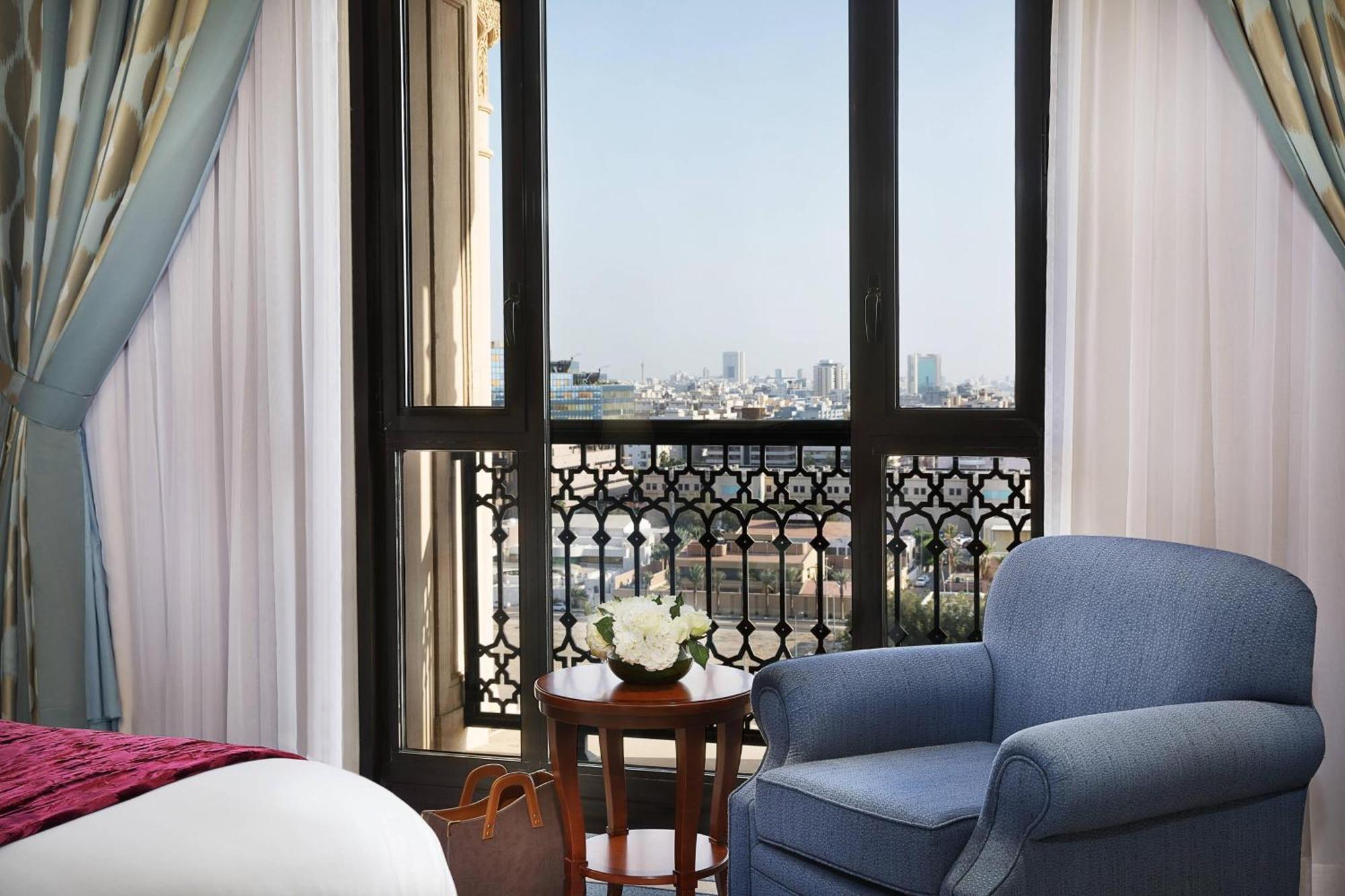 เดอะ ริตซ์-คาร์ลตัน เจดดาห์ Hotel ภายนอก รูปภาพ A room at the hotel